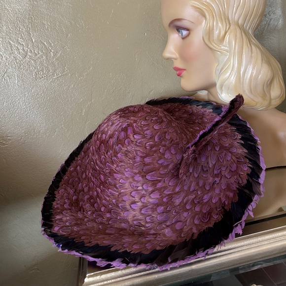ASTONISHING DESIGNER JACK  MCCONNELL VINTAGE PURPLE FELT WIDE BRIM + FEATHERS - Picture 12 of 16
